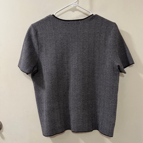 Saks Fifth Avenue Womens Gray Herringbone Viscose Blend Short Sleeve Top Sz LG - Picture 4 of 9